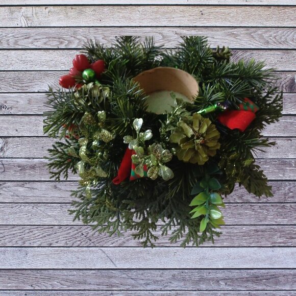 Vintage Christmas Plastic  Centerpiece Candle Holder Pine Greenery Bows CB3 - Picture 3 of 6